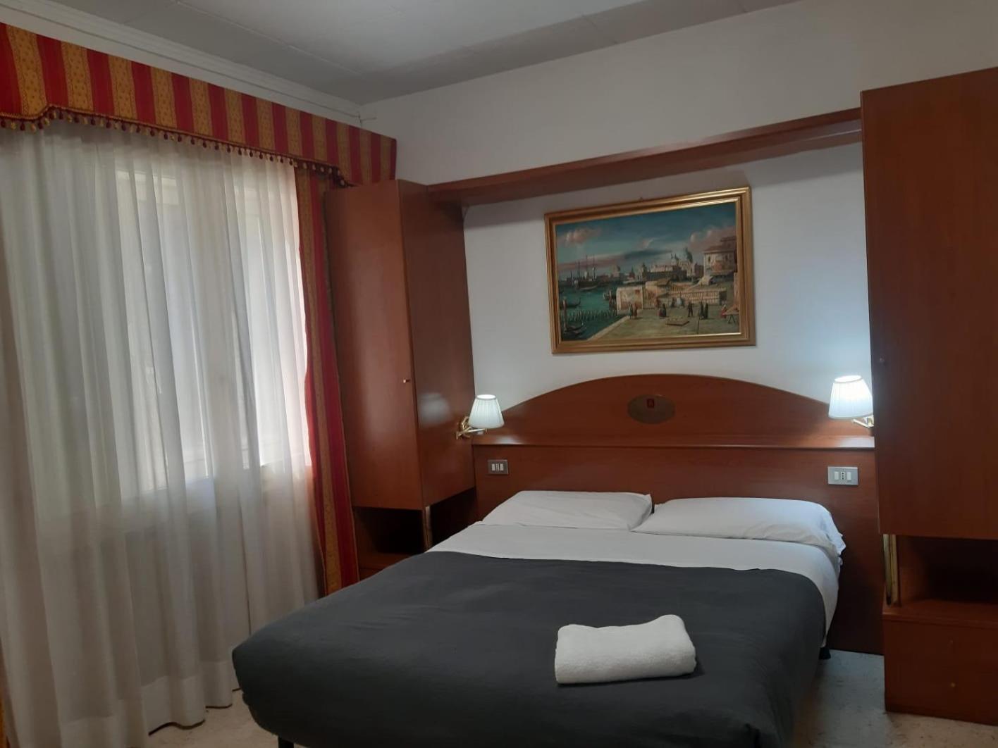 Tito Hotel Mestre