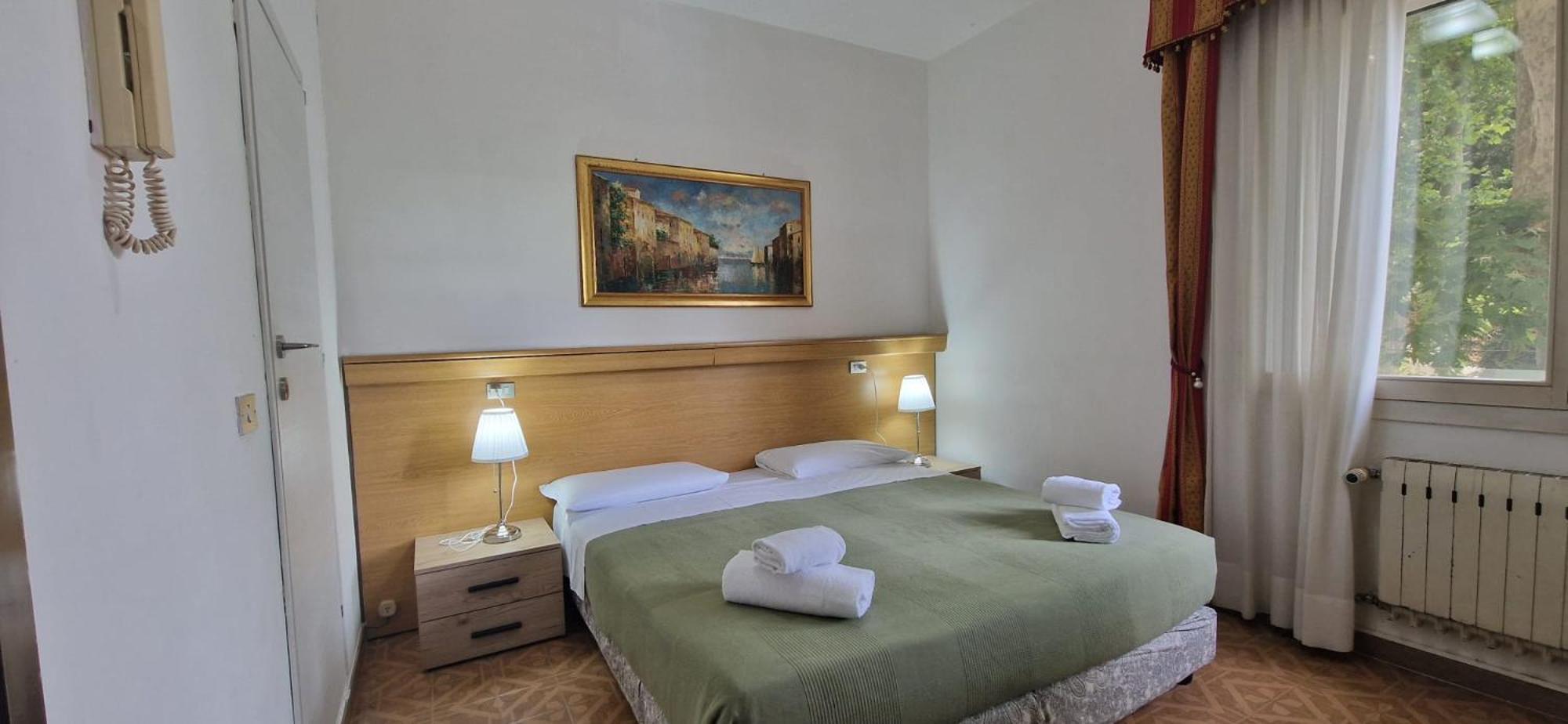 Tito Hotel