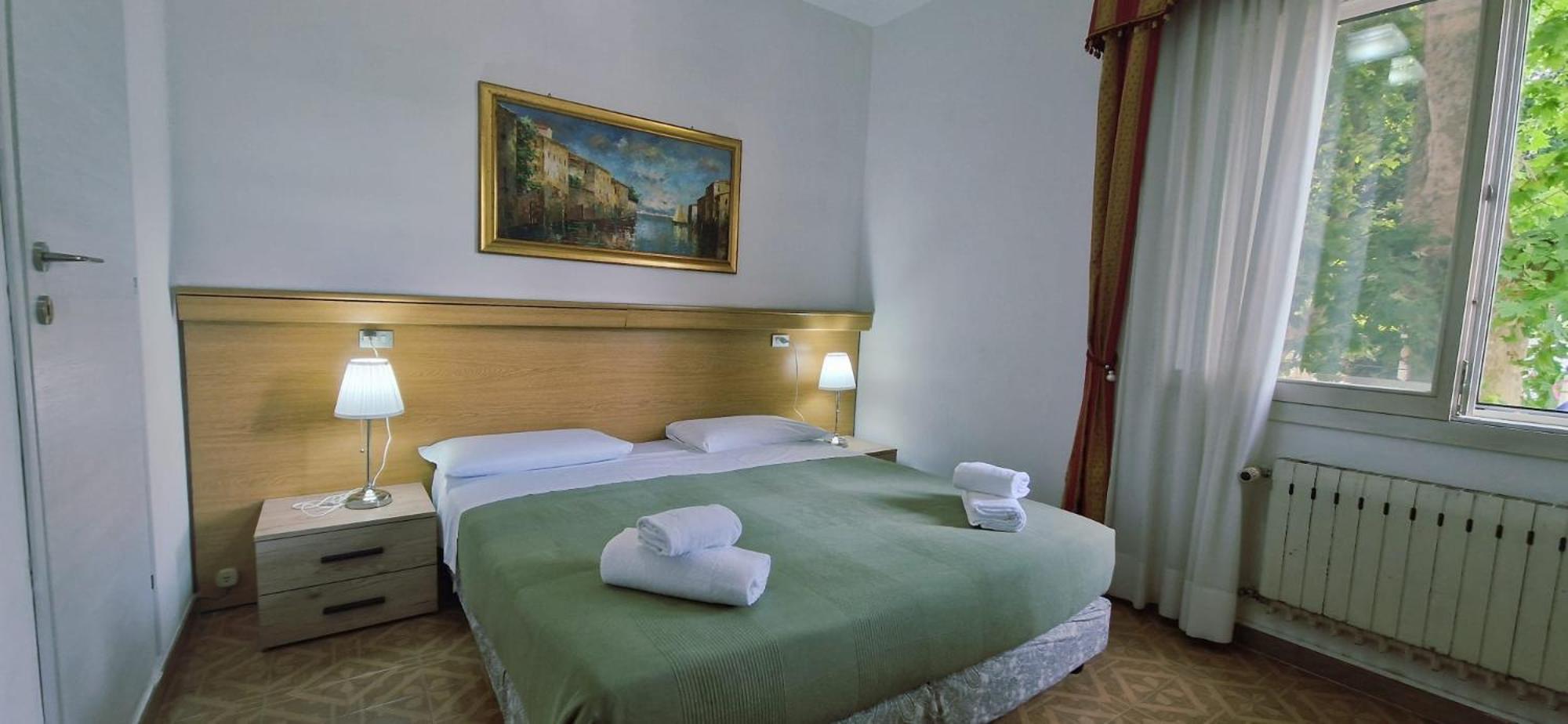 Tito Hotel 3*