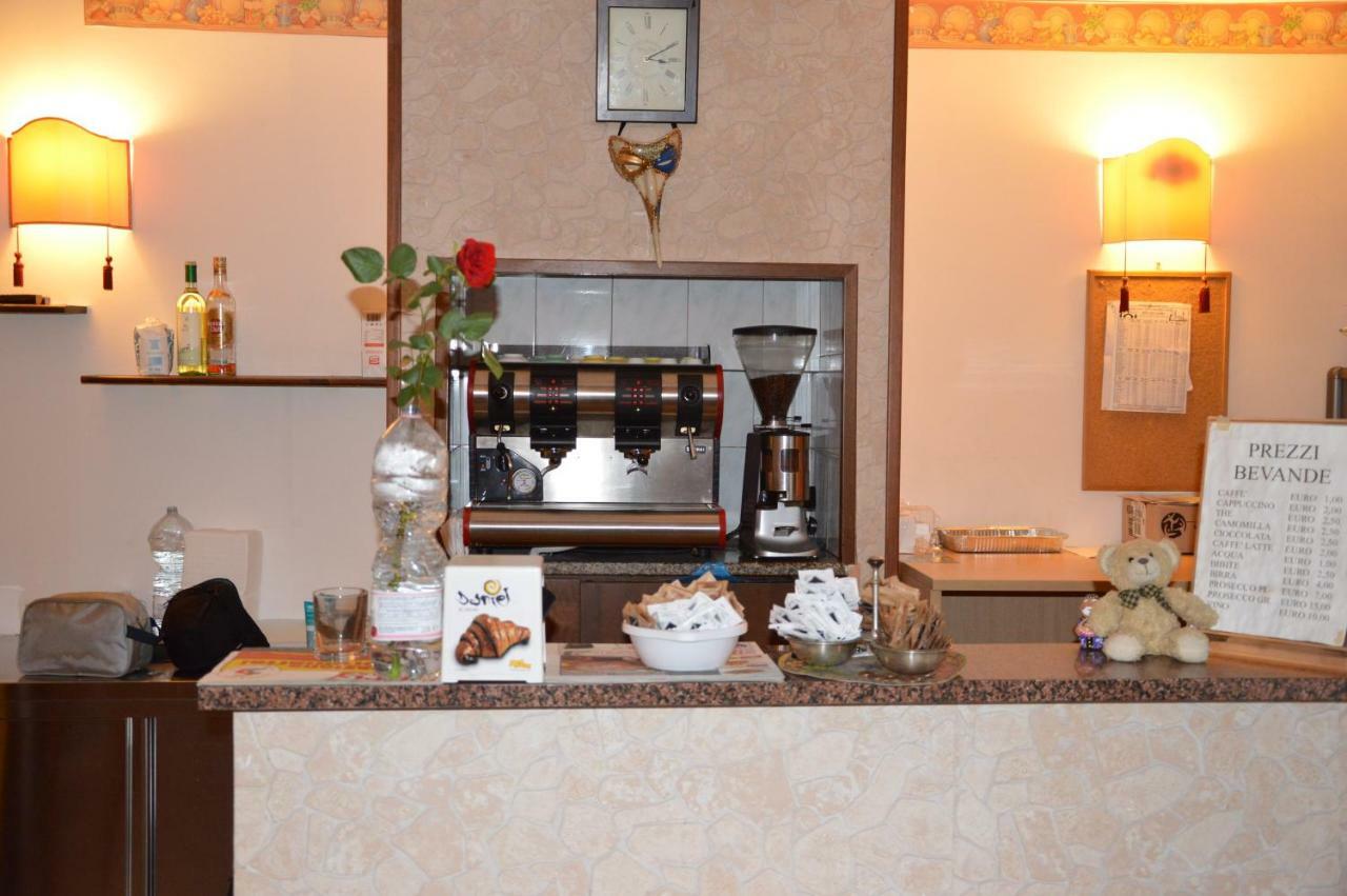 Hotel Tito Mestre
