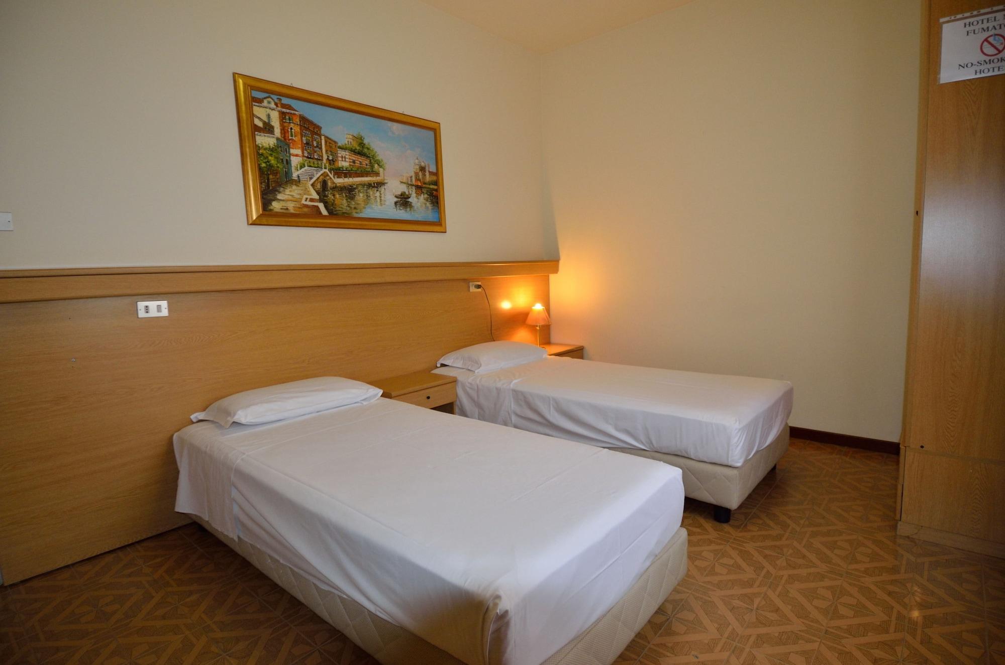Hotel Tito 3*