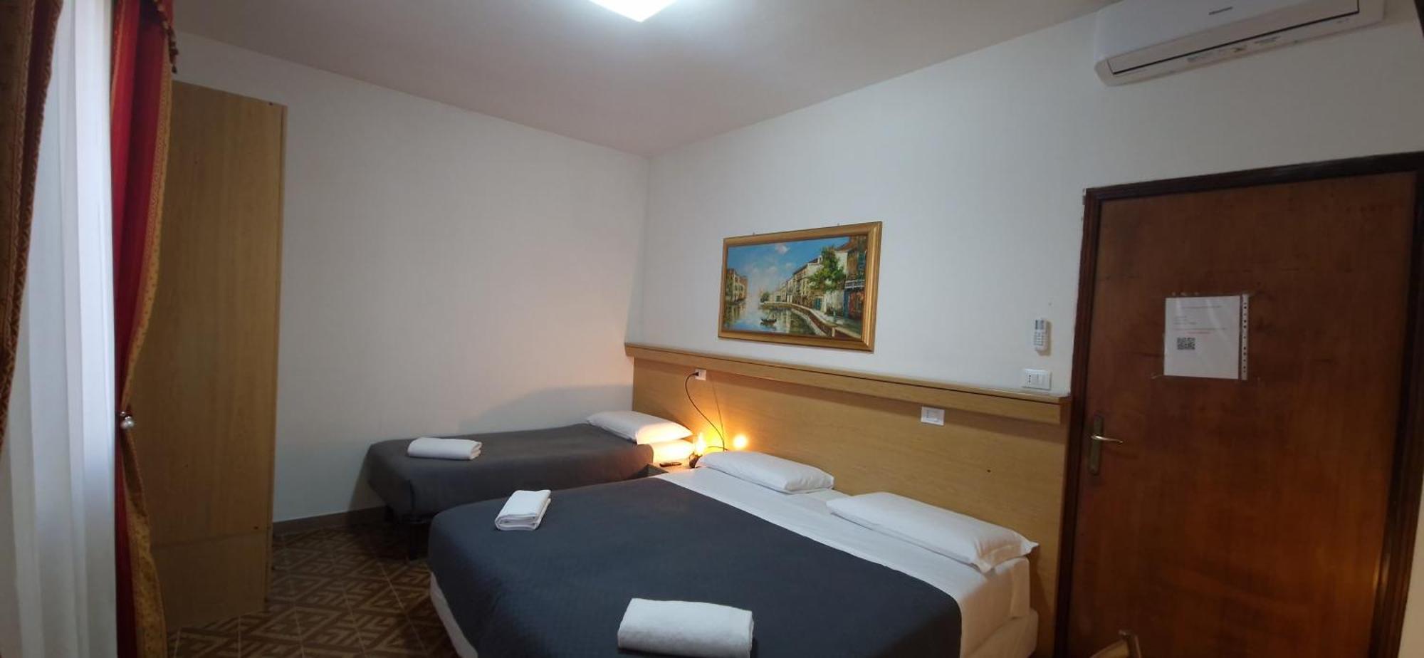 Tito Hotel 3*